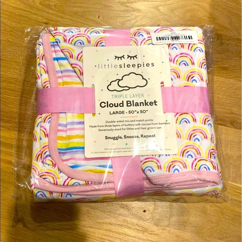 Little sleepies Rainbow blanket